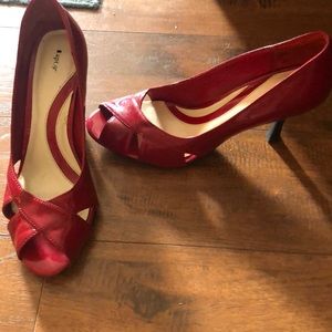 Apt 9 Women’s Red Heels open toe 7 1/2 Medium 3 inch heel